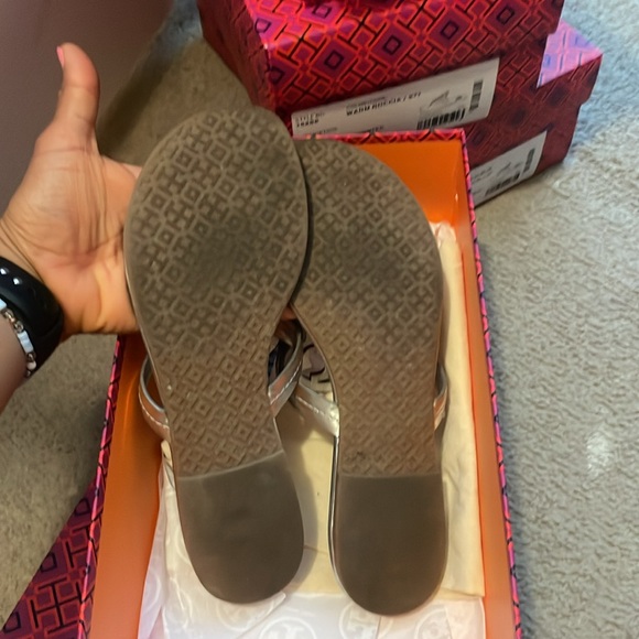 TB silver sandals - Picture 2 of 6